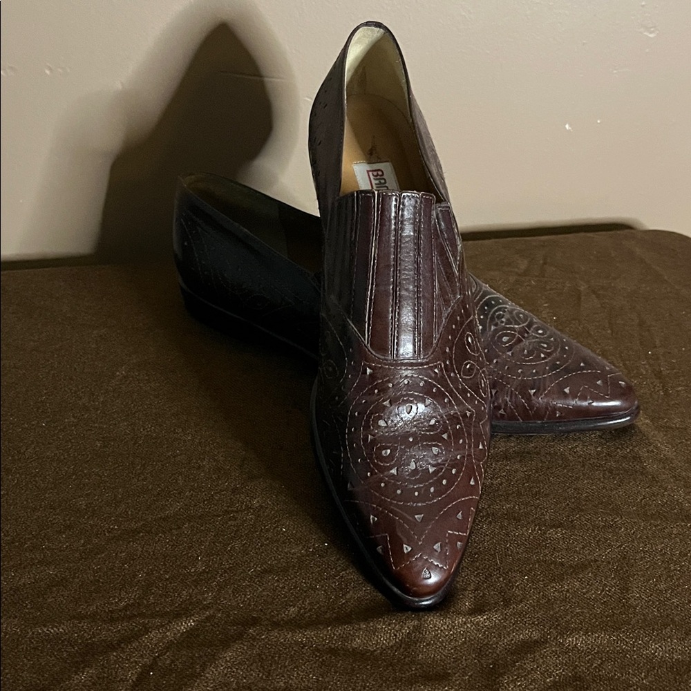 😄Vintage Leather Loafers Slides Embossed 8.5